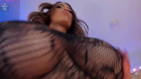 Sofia Reyes online show from 24, 11, 2025