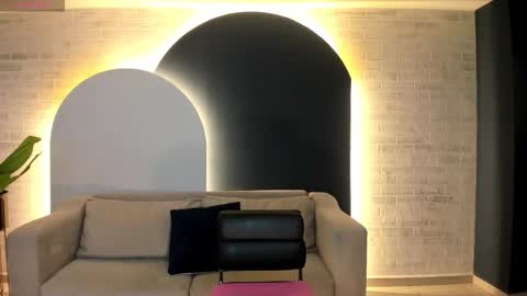 Sofi Vega online show from 19, 1, 2026