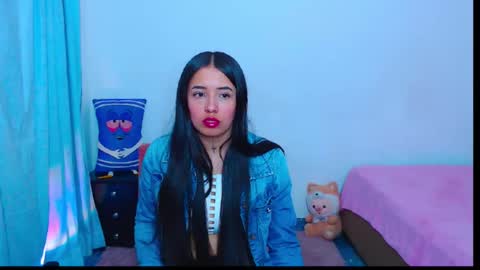 Snapshot of sofie888 chatting on 8, 11, 2025 Just Sofi online show from 8, 11, 2025