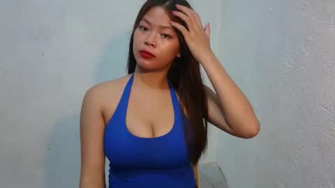 sofie_loorexx online show from 5, 2, 2026