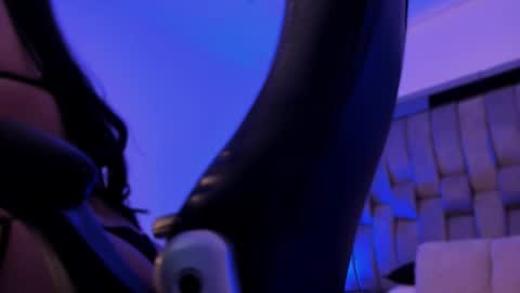 Snapshot of sofiewild_ chatting on 15, 12, 2025 sofie online show from 15, 12, 2025