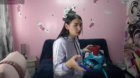 sofii_cute01 online show from 27, 1, 2025