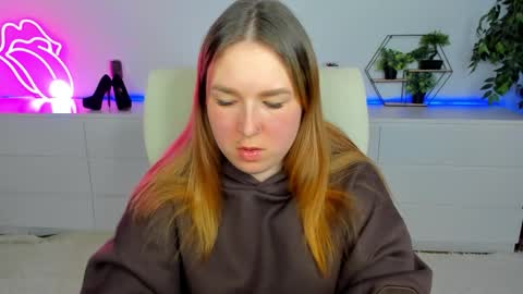 sofii_darling online show from 18, 2, 2026