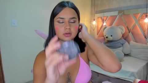   online show from 10, 1, 2025