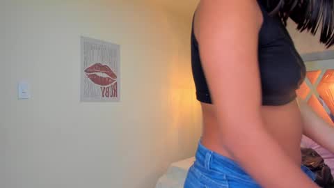   online show from 22, 1, 2025