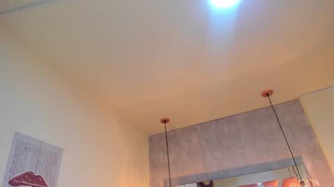   online show from 25, 1, 2025