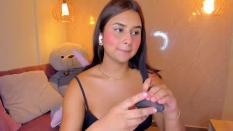   online show from 22, 2, 2025