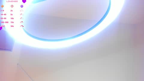   online show from 27, 2, 2025