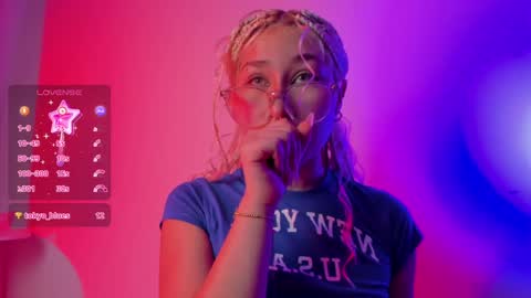 Snapshot of sofii_uwu_ chatting on 28, 12, 2024 Sofii  online show from 28, 12, 2024