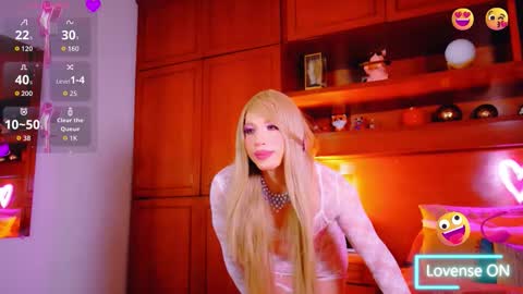 Sofa bonita  online show from 4, 10, 2025
