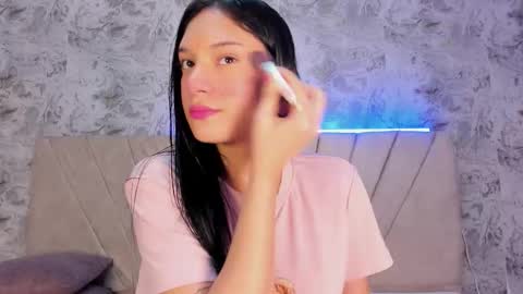 Snapshot of sofiluxurya chatting on 21, 10, 2025 SofiLuxurya online show from 21, 10, 2025
