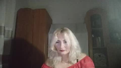Snapshot of sofishine11 chatting on 22, 10, 2025 Sofi online show from 22, 10, 2025