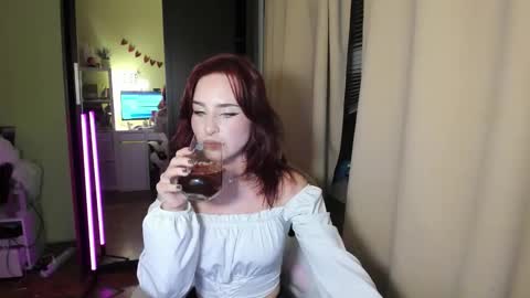 Snapshot of soft_alone chatting on 26, 10, 2025 Di online show from 26, 10, 2025