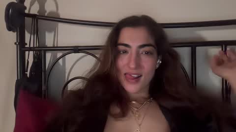 Soft Heat Maria online show from 18, 12, 2025