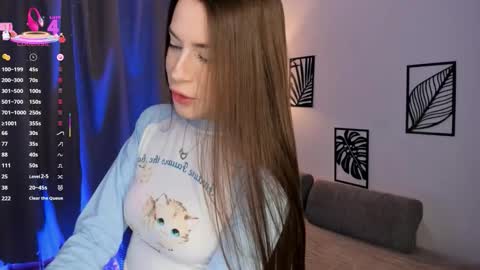 Snapshot of softrebel chatting on 27, 10, 2025 sofia online show from 27, 10, 2025