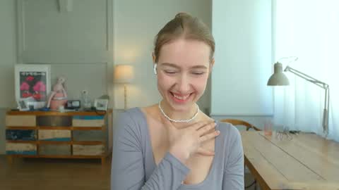 Bella online show from 9, 2, 2025