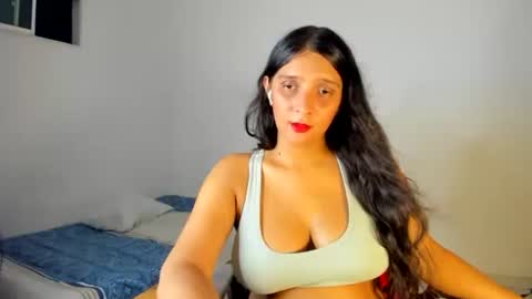 Moonie  online show from 10, 10, 2025