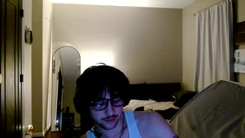 Snapshot of solis3 chatting on 6, 4, 2026 Solis3 online show from 6, 4, 2026