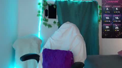 sommer Ray  online show from 13, 12, 2024