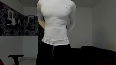 son_hades online show from 5, 11, 2025