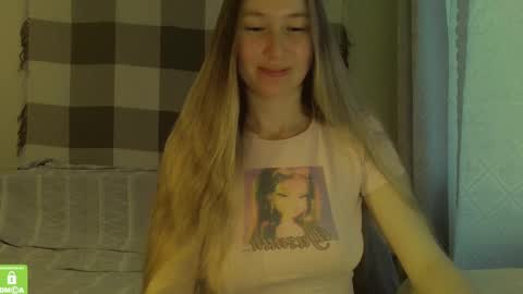 Snapshot of song_to_the_siren chatting on 15, 1, 2025 Mary online show from 15, 1, 2025