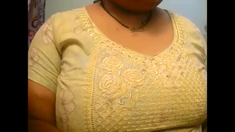 Snapshot of soni88888 chatting on 13, 12, 2024 soni88888 online show from 13, 12, 2024