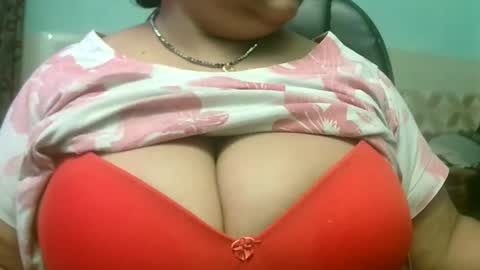 Snapshot of soni88888 chatting on 4, 10, 2025 soni88888 online show from 4, 10, 2025