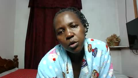 Snapshot of sonia3050 chatting on 3, 12, 2025 sonia3050 online show from 3, 12, 2025