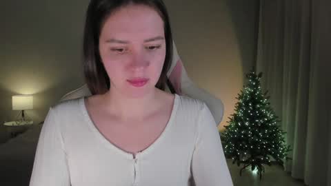 sonia_moon_ online show from 10, 12, 2024