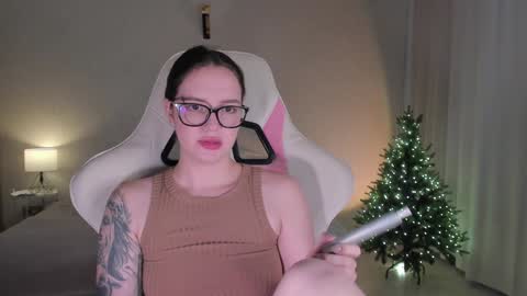 sonia_moon_ online show from 11, 12, 2024