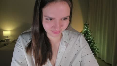 sonia_moon_ online show from 8, 1, 2025