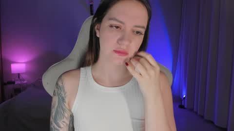 sonia_moon_ online show from 10, 1, 2025