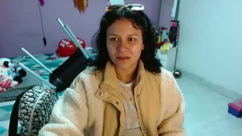 sonialatin69 online show from 10, 3, 2025