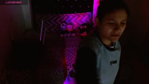 sonialatin69 online show from 8, 11, 2025