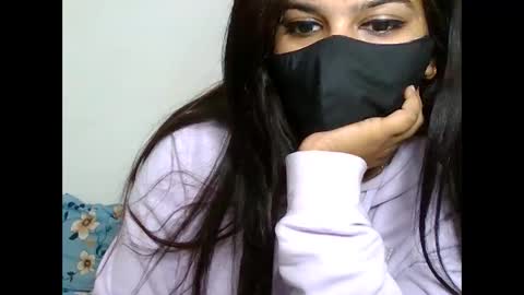 Snapshot of soniashifali4u chatting on 12, 12, 2024 soniyashifali4u online show from 12, 12, 2024