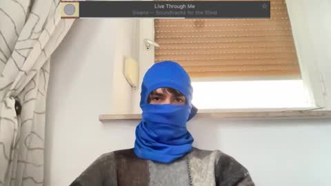 Snapshot of sonny_more chatting on 25, 11, 2025 sonny_more online show from 25, 11, 2025