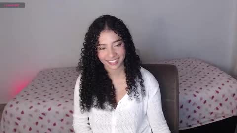 Snapshot of sophi_baby chatting on 22, 10, 2025 Sophi baby online show from 22, 10, 2025
