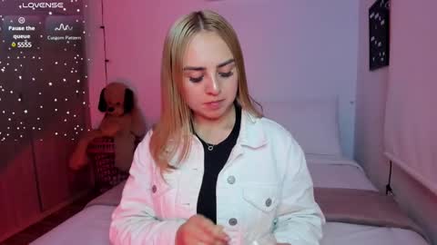 Snapshot of sophi_moreno chatting on 21, 12, 2024 Sofi online show from 21, 12, 2024