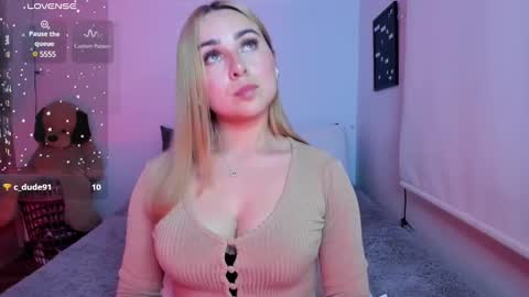 Snapshot of sophi_moreno chatting on 23, 1, 2025 Sofi online show from 23, 1, 2025