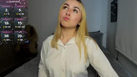 Snapshot of sophi_moreno chatting on 26, 2, 2025 Sofi online show from 26, 2, 2025