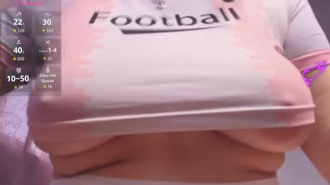 Sophi Tay online show from 17, 11, 2025