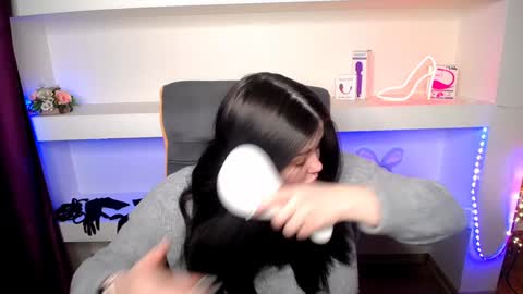 sophia__olsen online show from 16, 1, 2025