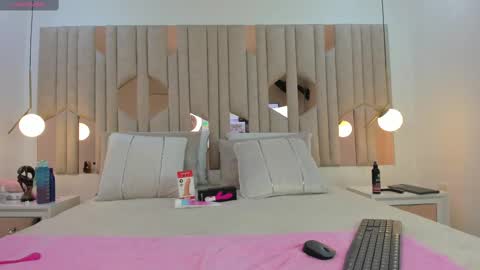 sophia_angel_ online show from 6, 10, 2025