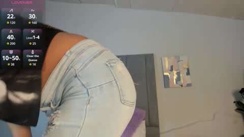 Snapshot of sophia_ebony___ chatting on 18, 11, 2025 sophia_ebony___ online show from 18, 11, 2025