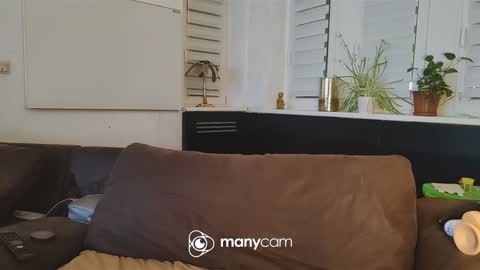 Snapshot of sophia_spitz chatting on 1, 2, 2025 Sophia Spitz online show from 1, 2, 2025