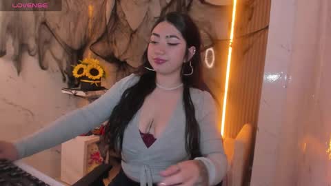 Snapshot of sophia_tf chatting on 3, 10, 2025 Sophia online show from 3, 10, 2025