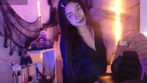 Snapshot of sophia_tf chatting on 28, 10, 2025 Sophia online show from 28, 10, 2025