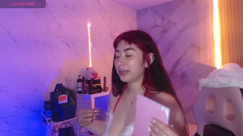 Snapshot of sophia_tf chatting on 24, 11, 2025 Sophia online show from 24, 11, 2025