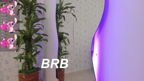 Snapshot of sophia_walkett chatting on 4, 1, 2025 Michelle online show from 4, 1, 2025