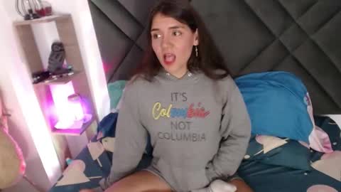 Snapshot of sophiagomez1 chatting on 16, 11, 2025 Sofia online show from 16, 11, 2025